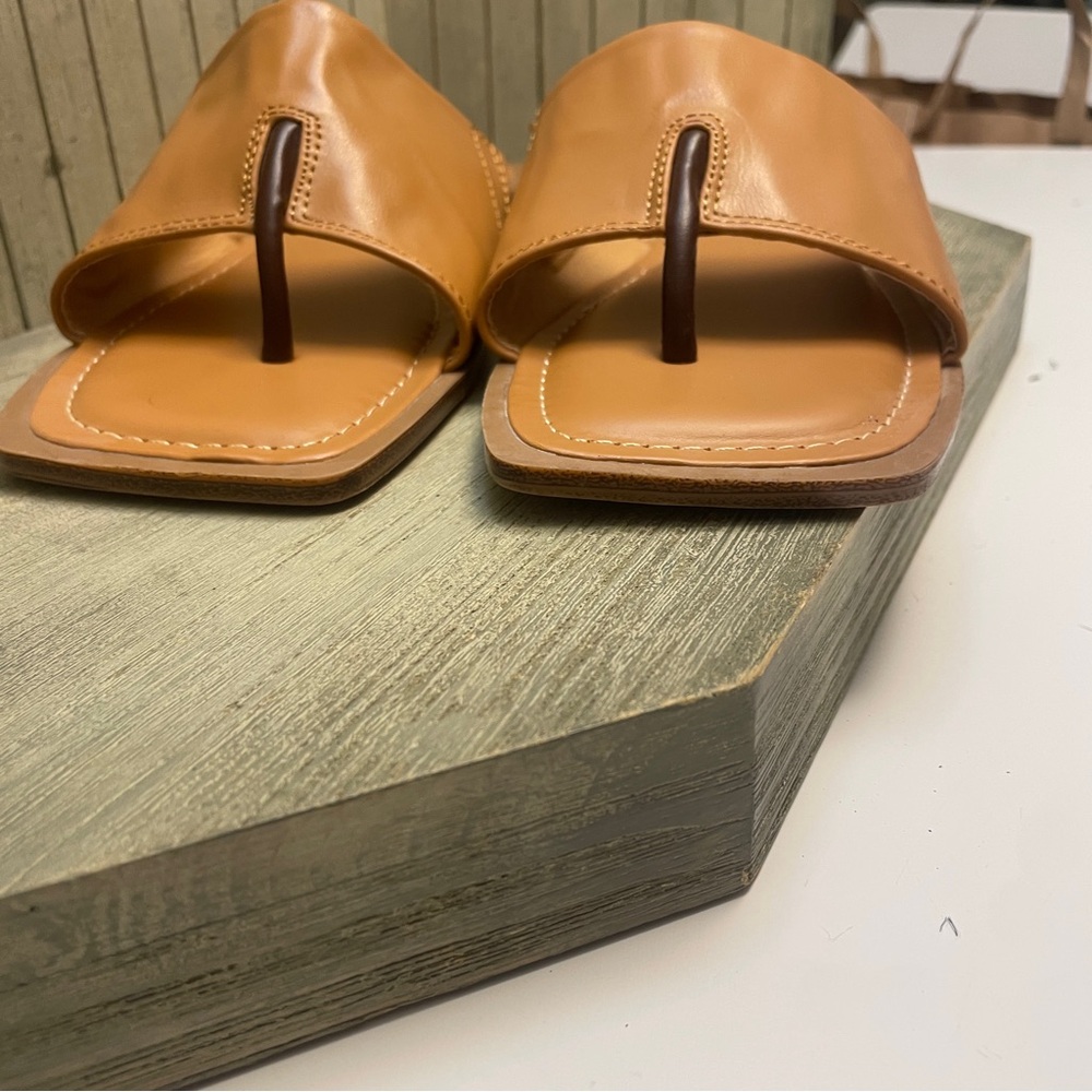 Pierre Dumas Tan Slide Sandals - Picture 3 of 9